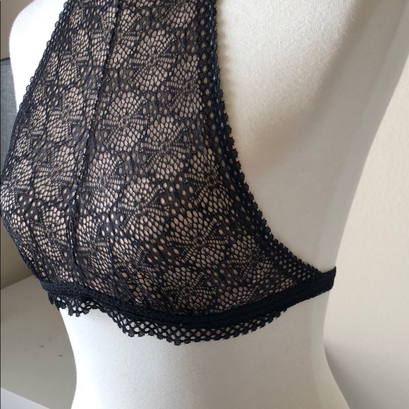 \Victoria’s Secret\• NWT Seamless Knit Bra - Picture 3 of 8